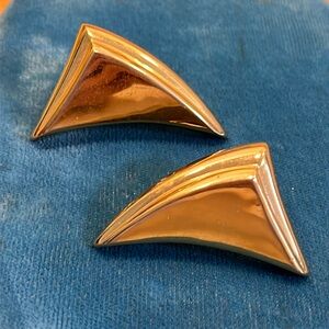 005 Vintage Napier hollow pierced sail shape earrings